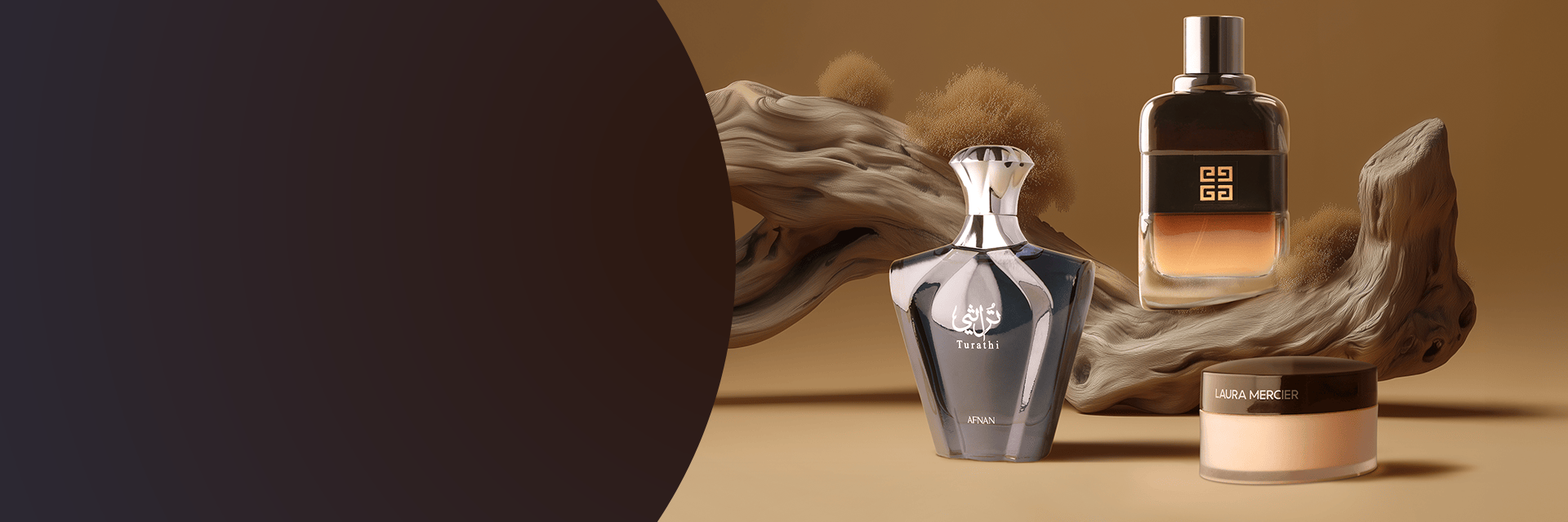 Banner w ciemnej kolorystyce, przedstawiający produkty marek Laura Mercier, Afnan, Givenchy na tle drewna.
