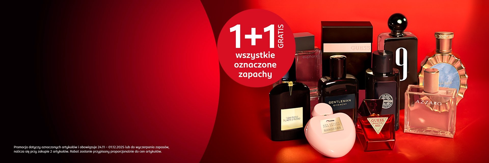 Baner promocji 1+1 gratis na oznaczone perfumy – flakony Guess, Tom Ford, Azzaro, Givenchy Gentleman, Lattafa i Calvin Klein na czerwonym tle.